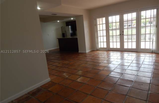 6521 SW 132nd Ct Cir Gallery 2