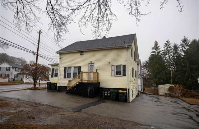 304 Waterman Avenue - 304 Waterman Avenue, Providence County, RI 02917