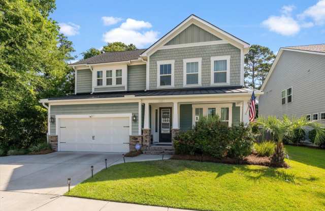 Beautiful 4-Bedroom Home with Fenced Yard  Prime Location Near Beaches photos photos
