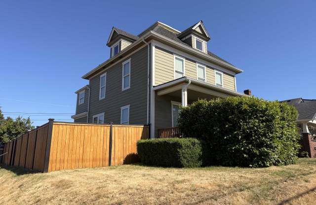 3705 East McKinley Avenue Gallery 1