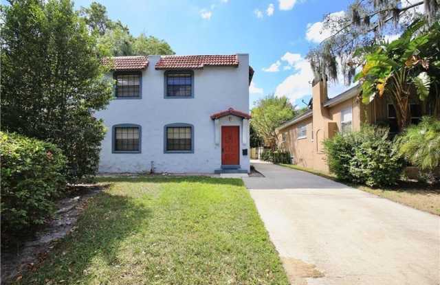 Just Listed! Updated 2 Bedroom Townhome located in Downtown Orlando photos photos Just Listed! Updated 2 Bedroom Townhome located in Downtown Orlando photos photos