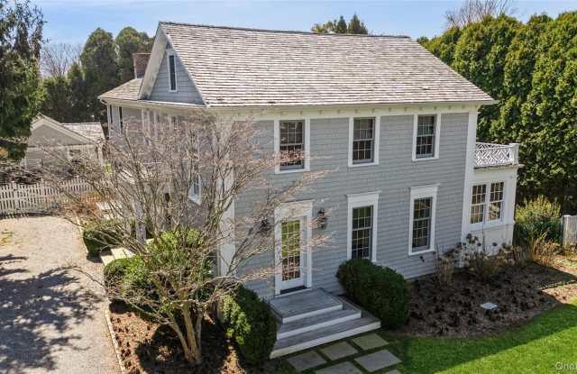 60 Old Town Crossing photos photos