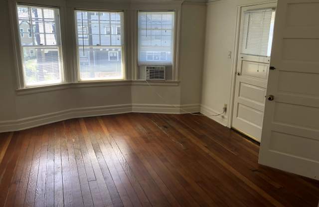 707 West 23rd Street Gallery 4