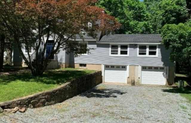 26 BALLANTINE ST - 26 Ballantine Street, Kenvil, NJ 07847