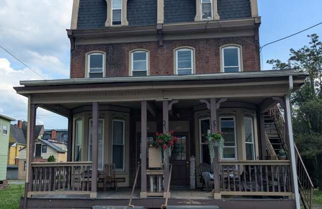 733 GRACE Street photos photos
