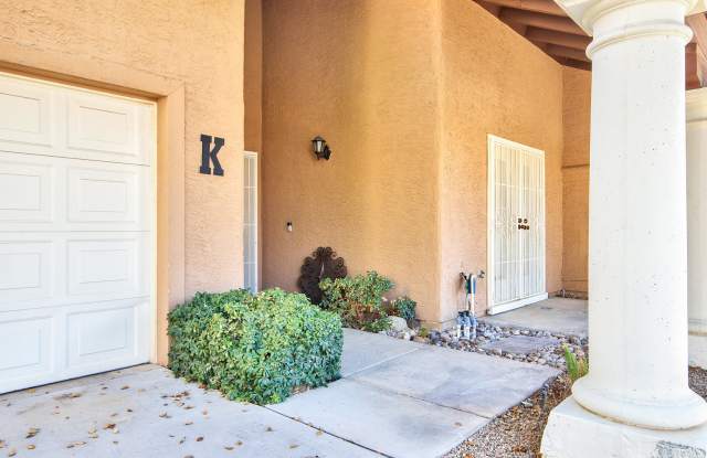 7837 E CORONADO Road Gallery 4
