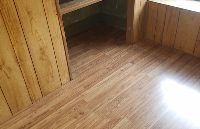 352 Pearl Street - 352 Pearl Street, Reading, PA 19602 352 Pearl Street - 352 Pearl Street, Reading, PA 19602