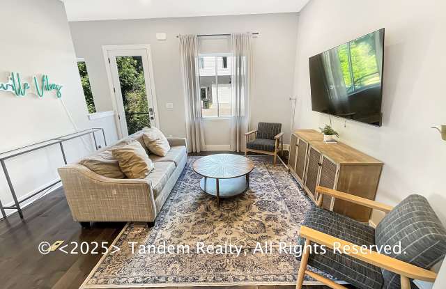2131 Goodrich Ave Unit 1 photos photos