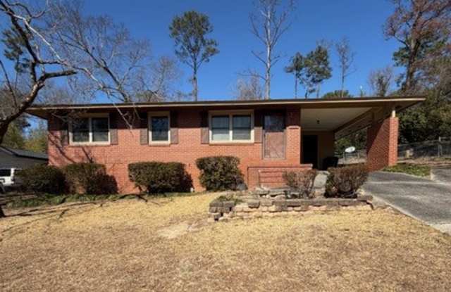 Charming 3 Bed, 2 Bath Warner Robins Home! photos photos