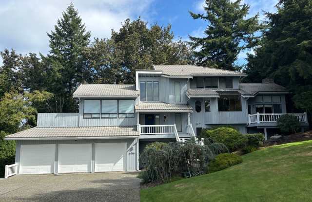 Stunning 5-Bed Home with Panoramic City Views in Whispering Heights photos photos