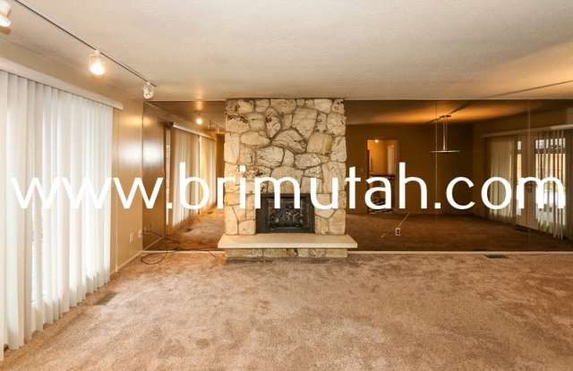 4717 Naniloa Dr. Gallery 3