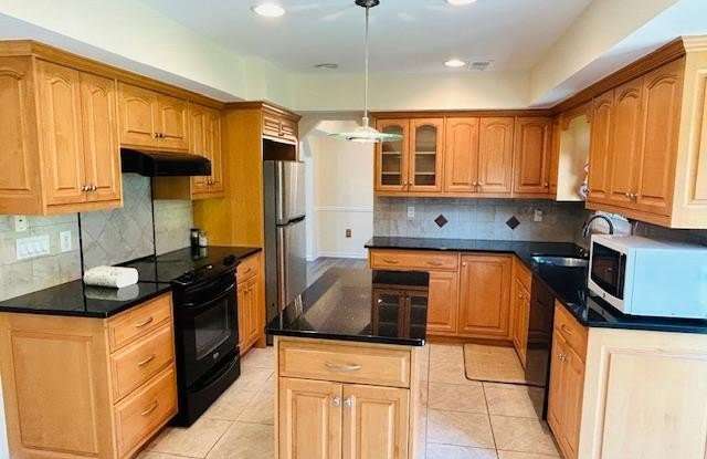4404 ROLLINGBROOKE COURT Gallery 2