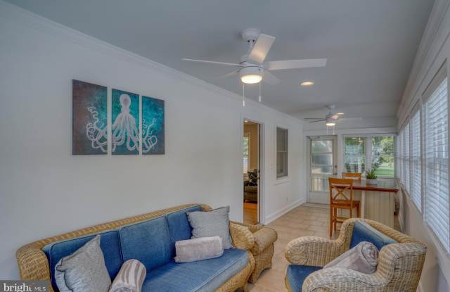 705 COUNTRY CLUB Road Gallery 4