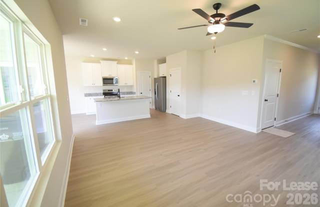 3519 Narrow Lane Gallery 4