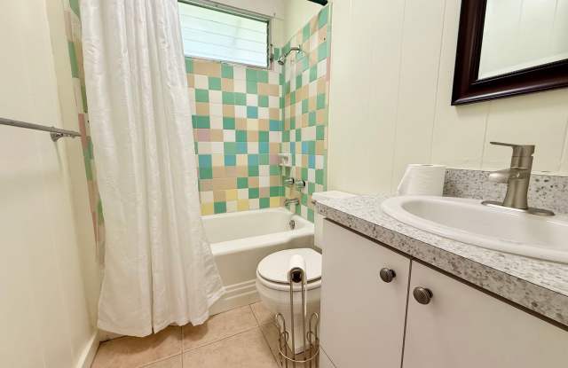 2 Bedroom / 1 Bathroom for Rent In Pukalani! Gallery 3