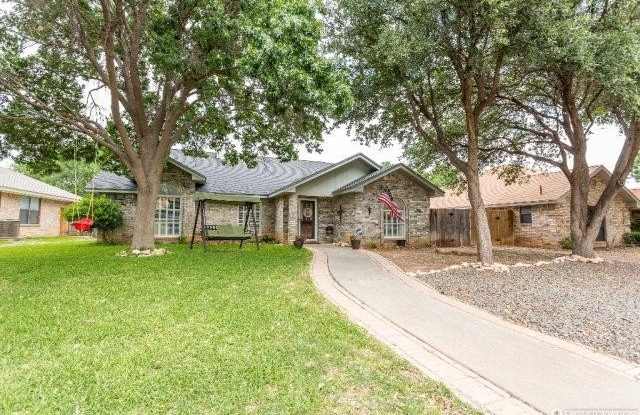 4837 Royal Oak Dr photos photos