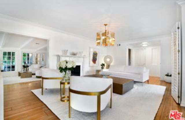 4755 Alonzo Avenue Gallery 2