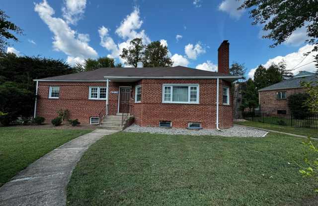 4915 36TH Street N photos photos