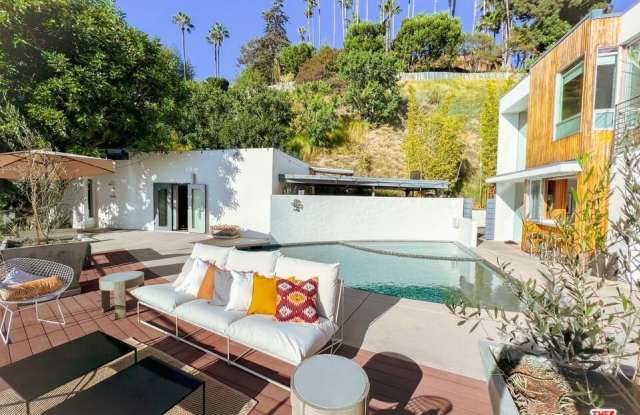 7650 Curson Ter Gallery 3