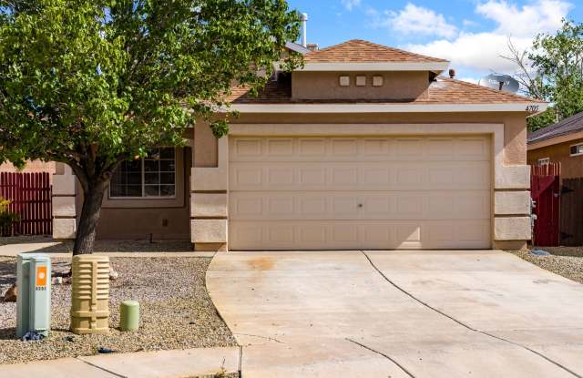 4705 Chow Court photos photos
