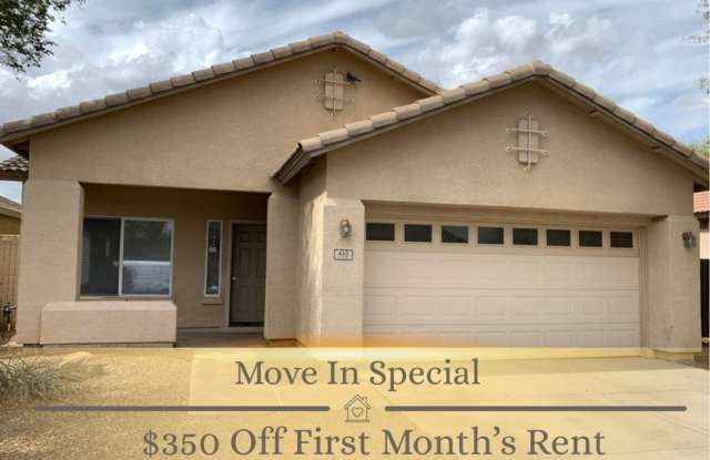 Charming 4 bed, 2 bath home on the golf course!! photos photos