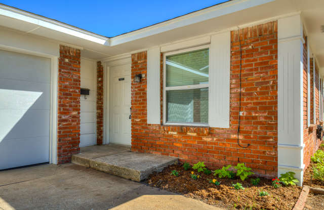 14008 Gateway Drive photos photos