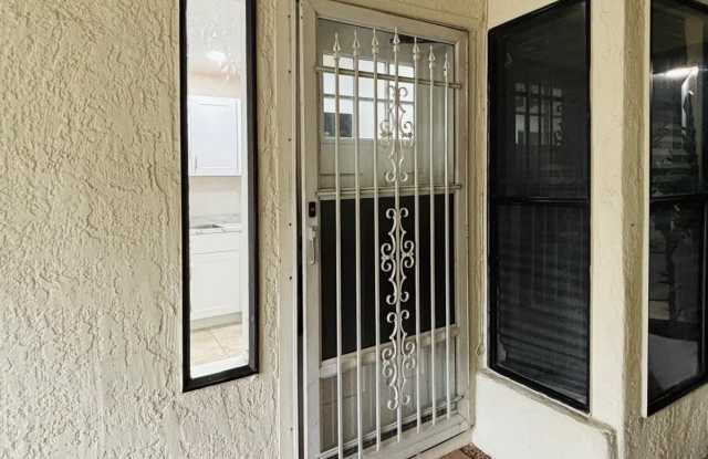 6749 N 31st Lane unit: Studio photos photos