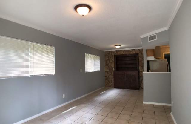 1444 GRIFLET ROAD Gallery 2