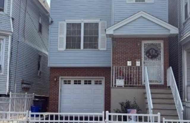 64 Isabella Ave photos photos