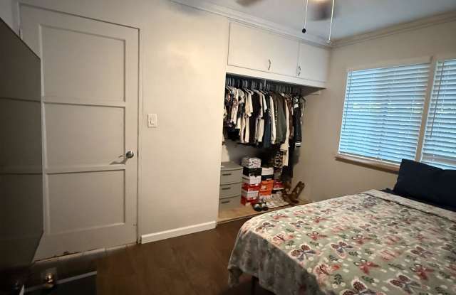300 Elkwood Avenue photos photos