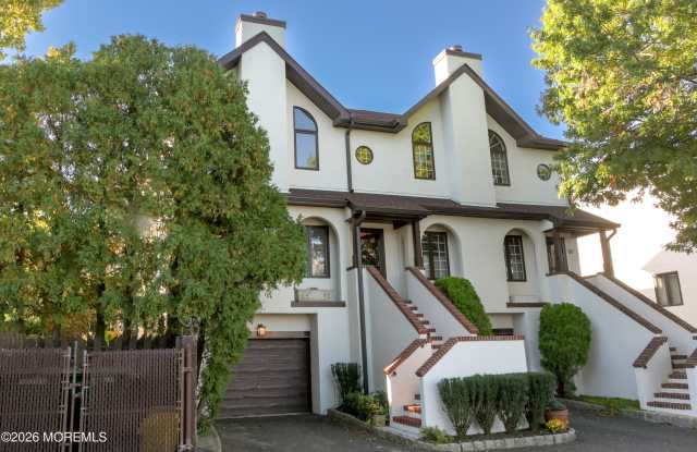 41 Tower Hill Drive Gallery 1