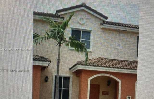 17345 NW 7th Ave photos photos