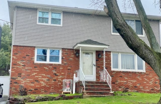 6 Fredericks Ct - 6 Fredericks Court, Elmwood Park, NJ 07407