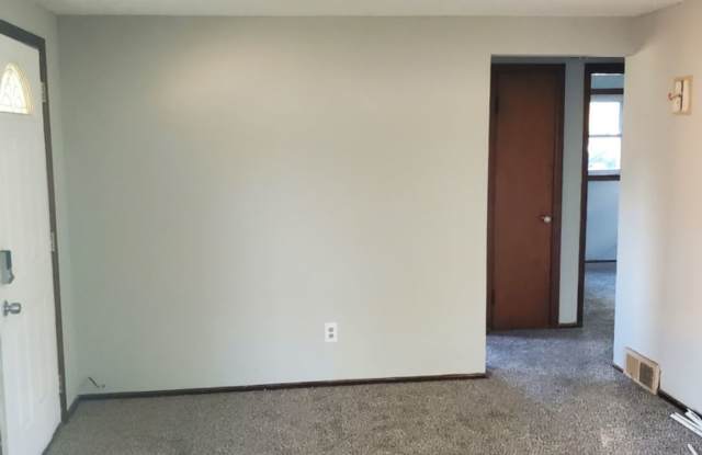 4BDRM HOUSE FOR RENT photos photos