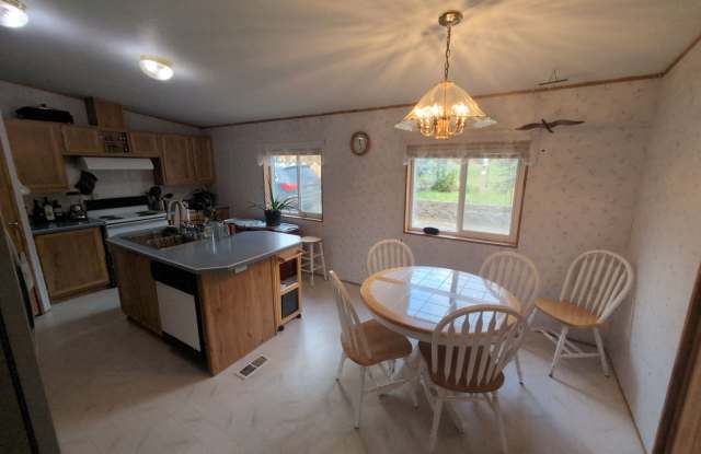 Beautiful 3-Bedroom, 2-Bathroom Home with Spacious Yard and Garden! - 750 Wood Street, Polk County, OR 97344