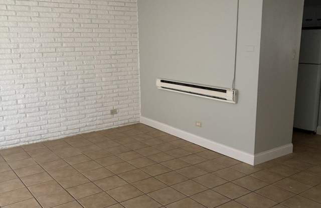 9517 Mansfield Avenue Gallery 3