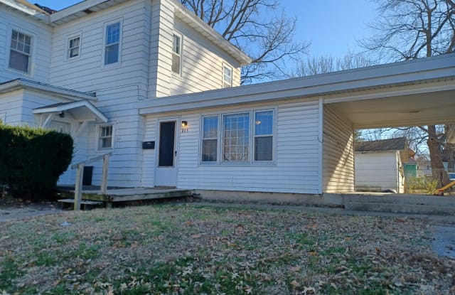 803 West 3rd Street - 803 W 3rd St, Sedalia, MO 65301