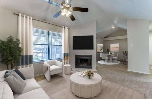 Towne Centre Village photos photos