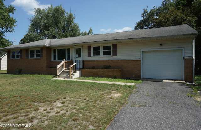 1385 W Veterans Highway photos photos