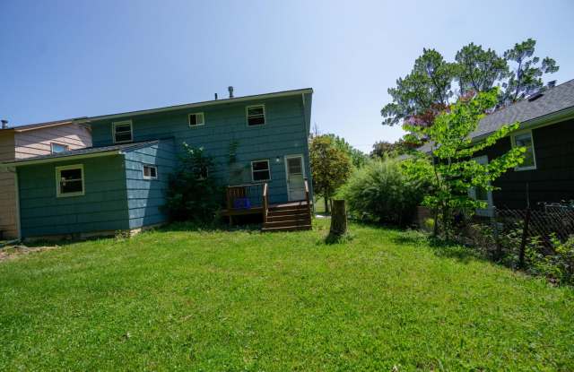 1274 Westcott Apt 1 - 6/1/27 - Bright 1st Floor Flat With Garage and Back Yard Across from Barry Park Gallery 2