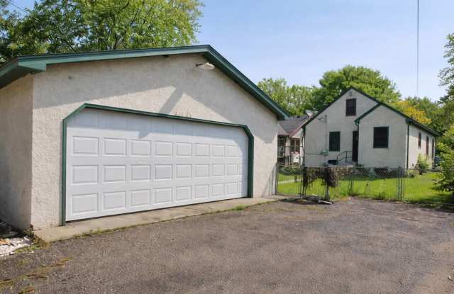 Beautiful 3-bedroom, 2-bath home in Robbinsdale! photos photos