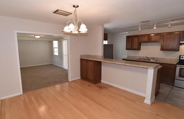 1219 Knobb Hill Drive Gallery 4