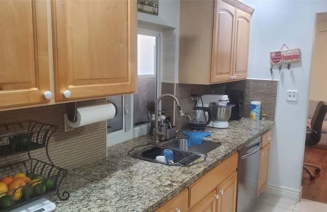 616 SE 8th Avenue, Deerfield Beach, FL 33441 - 616 Southeast 8th Avenue, Deerfield Beach, FL 33441