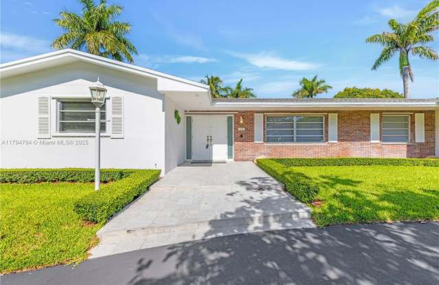 13790 SW 80th Ave photos photos