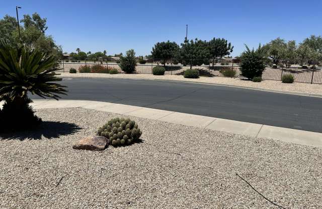 3352 E CHERRY HILLS Place Gallery 4