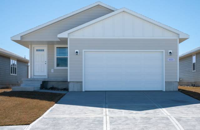 4321 Dawn Street photos photos