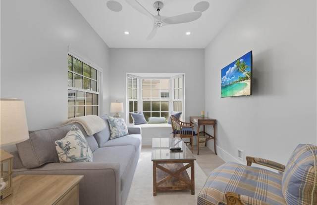 360 Carlton Pl Gallery 4