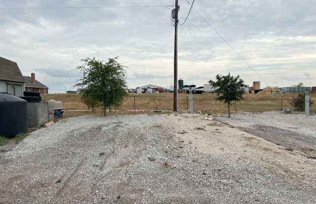 12400 Cleburne Highway - 1 photos photos