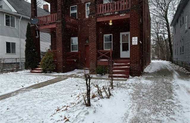 3467 E 149th Street unit: 1 photos photos