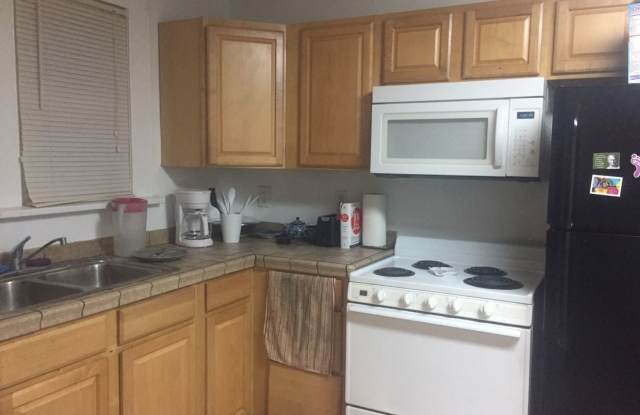 3 BED home with rear patio available August 2027! Gallery 4